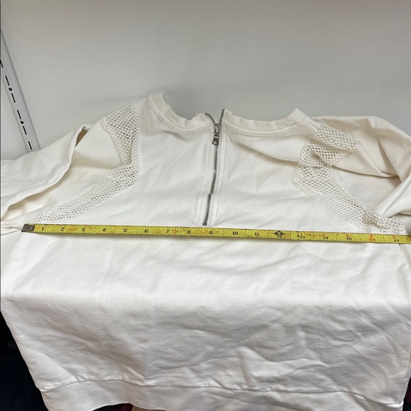 Banana Republic mesh panel sweater - Picture 5 of 5